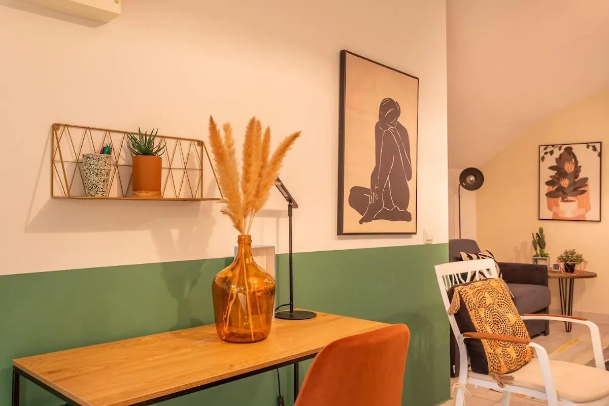 Apt Near Gare Saint-Charles - Cours Julien Marseille