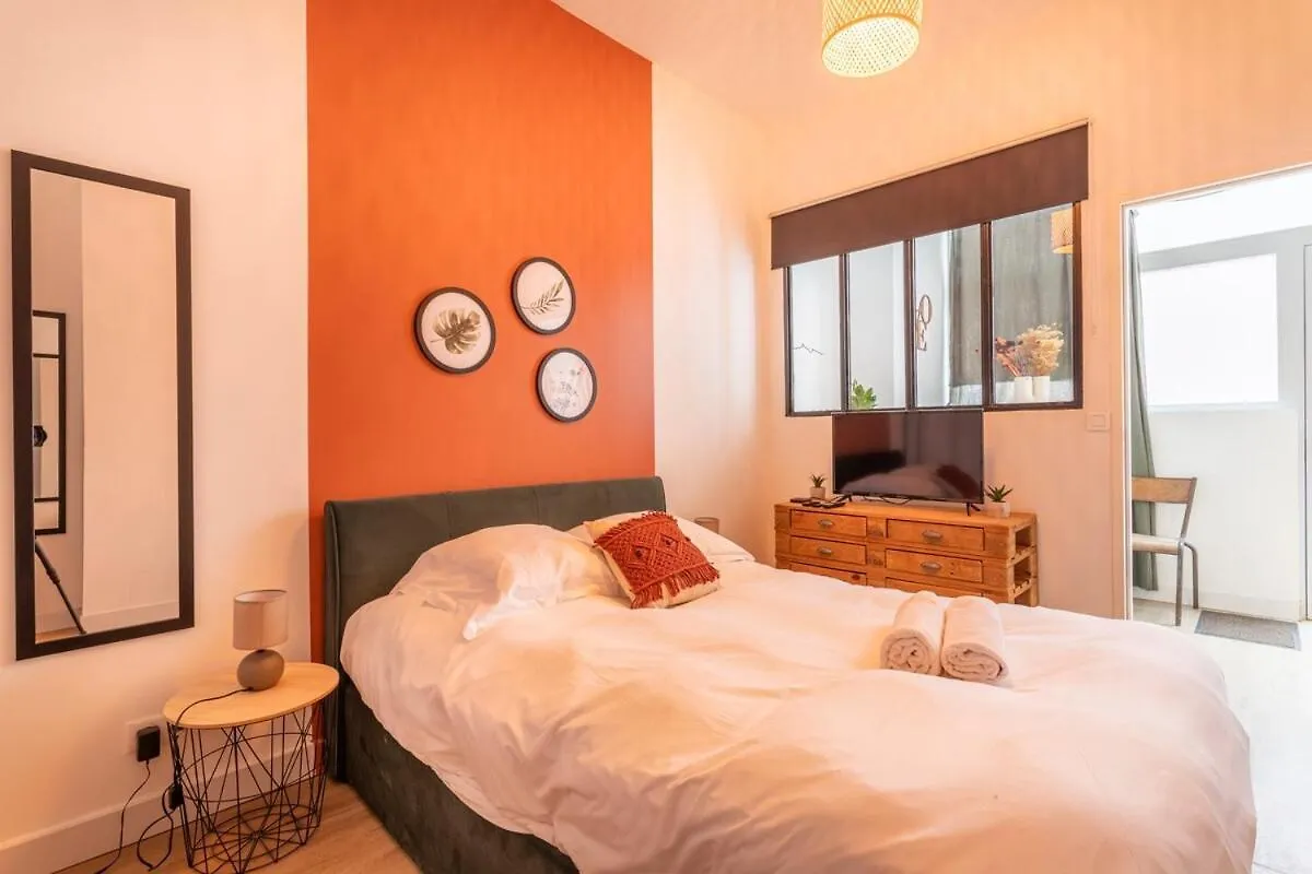 Apt Near Gare Saint-Charles - Cours Julien Marseille 0*,